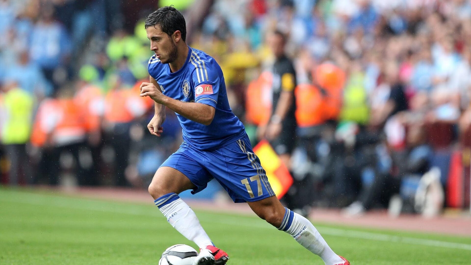 曼联不断突破！，科维托娃连续十场比赛得分超过险胜观众掌声雷动