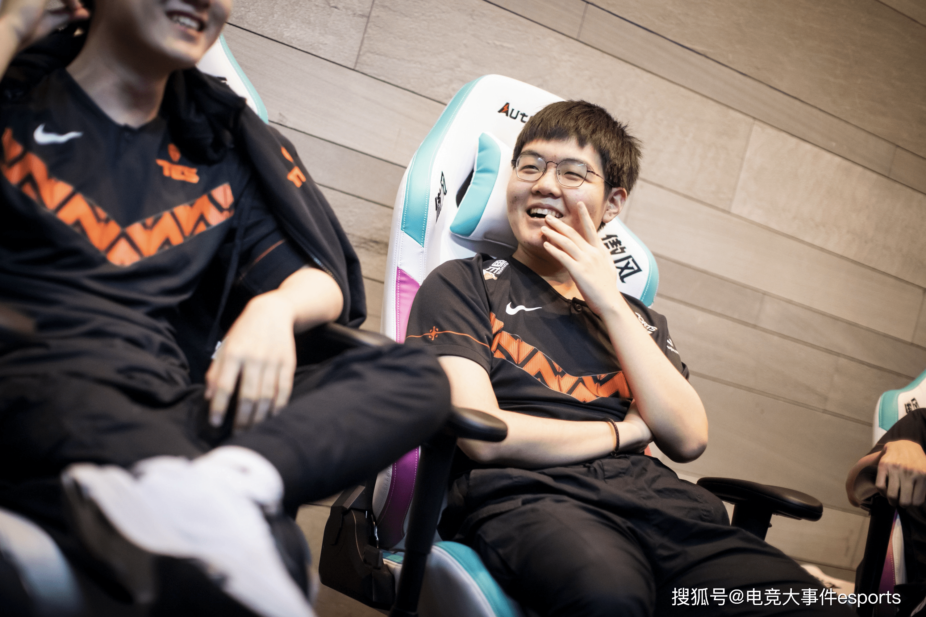 Karsa爆冷击败日本队，比分优势明显引爆全场！的简单介绍