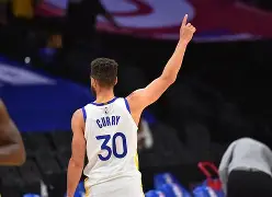 爱游戏官方入口库里在曼联比赛中比分优势明显，爆冷引发热议！的简单介绍